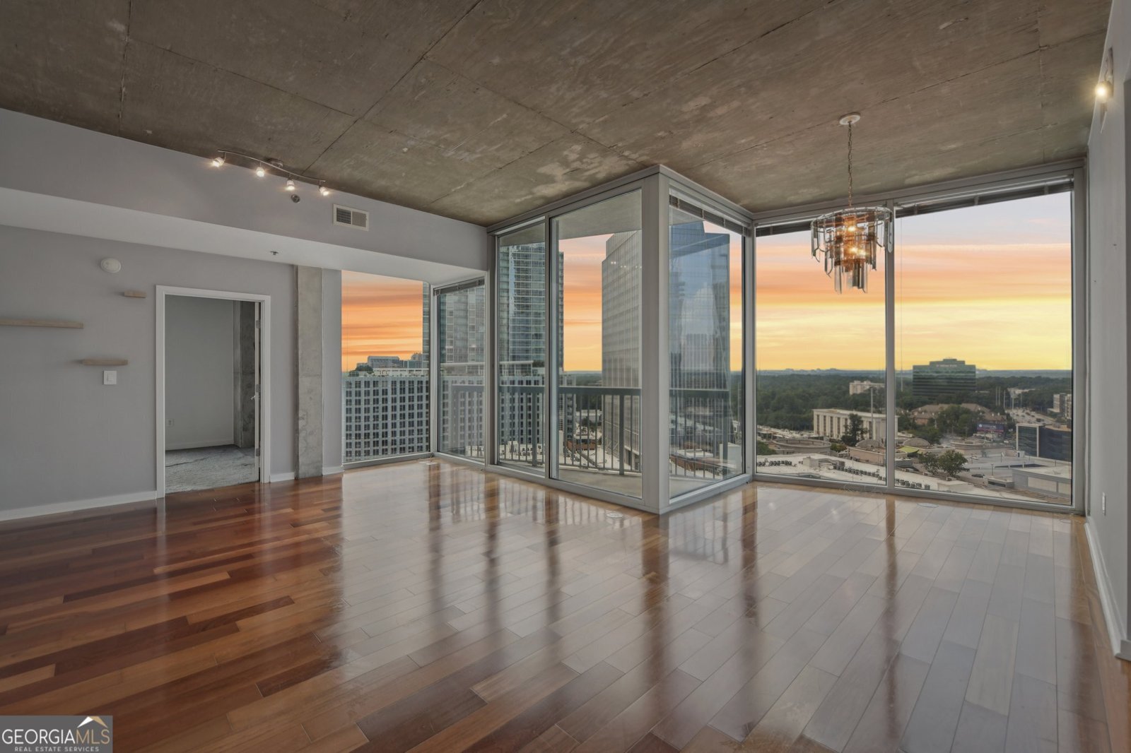 3324 Peachtree Road Atlanta - 30