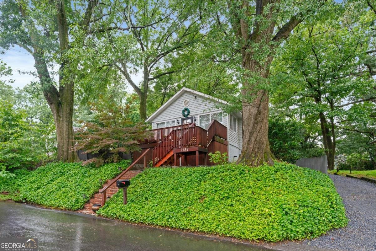 2152 Forrest Place Atlanta - 1