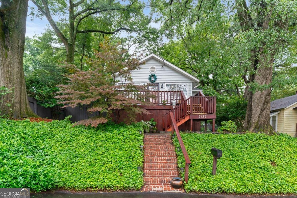 2152 Forrest Place Atlanta - 2