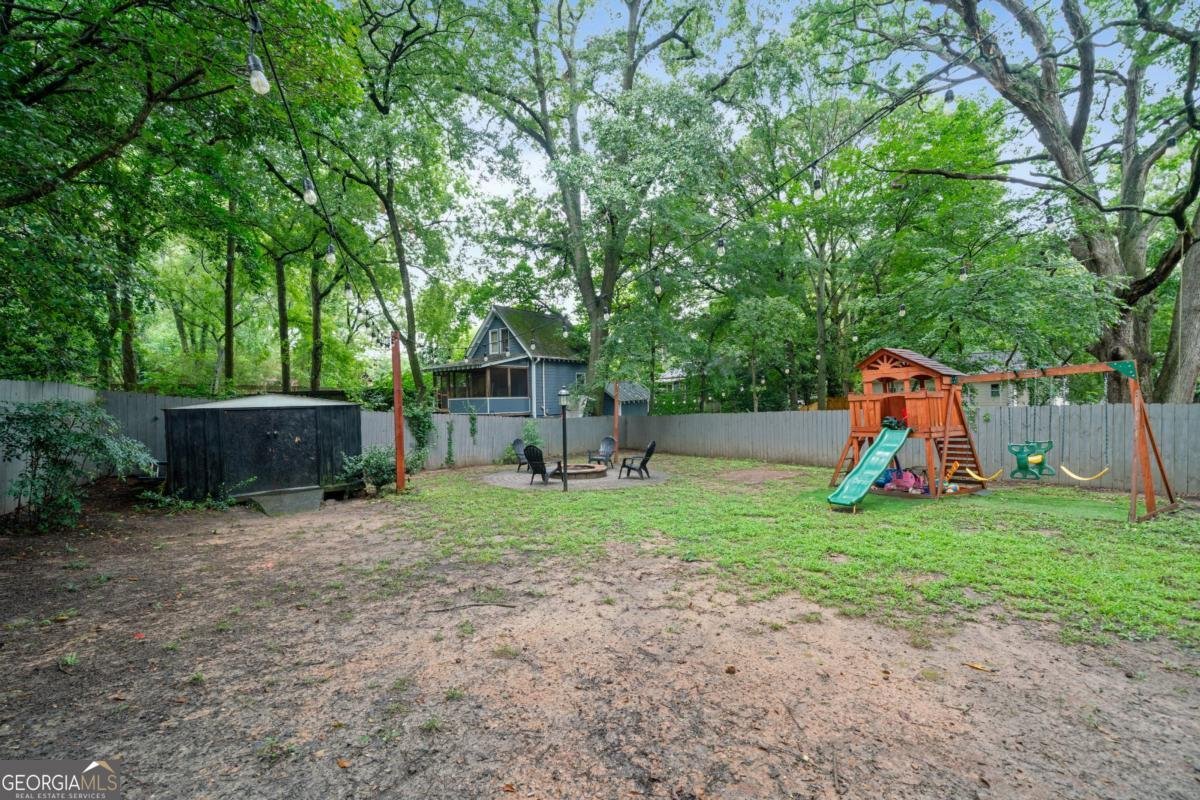 2152 Forrest Place Atlanta - 30