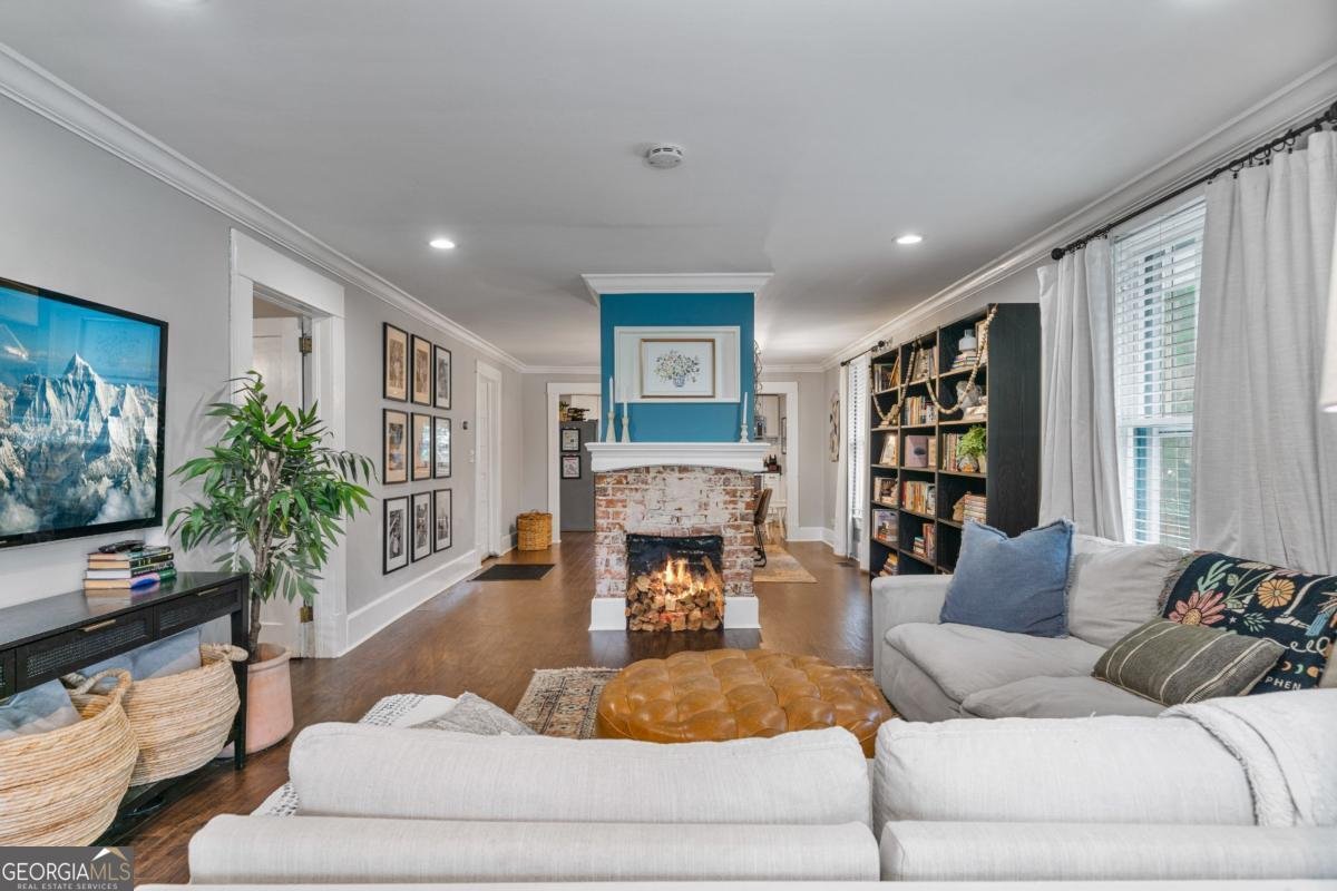 2152 Forrest Place Atlanta - 7