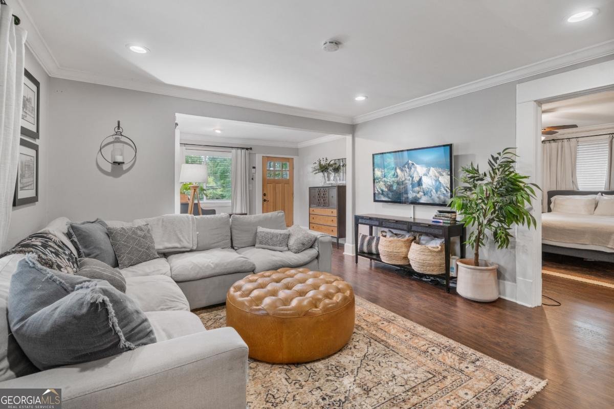 2152 Forrest Place Atlanta - 8