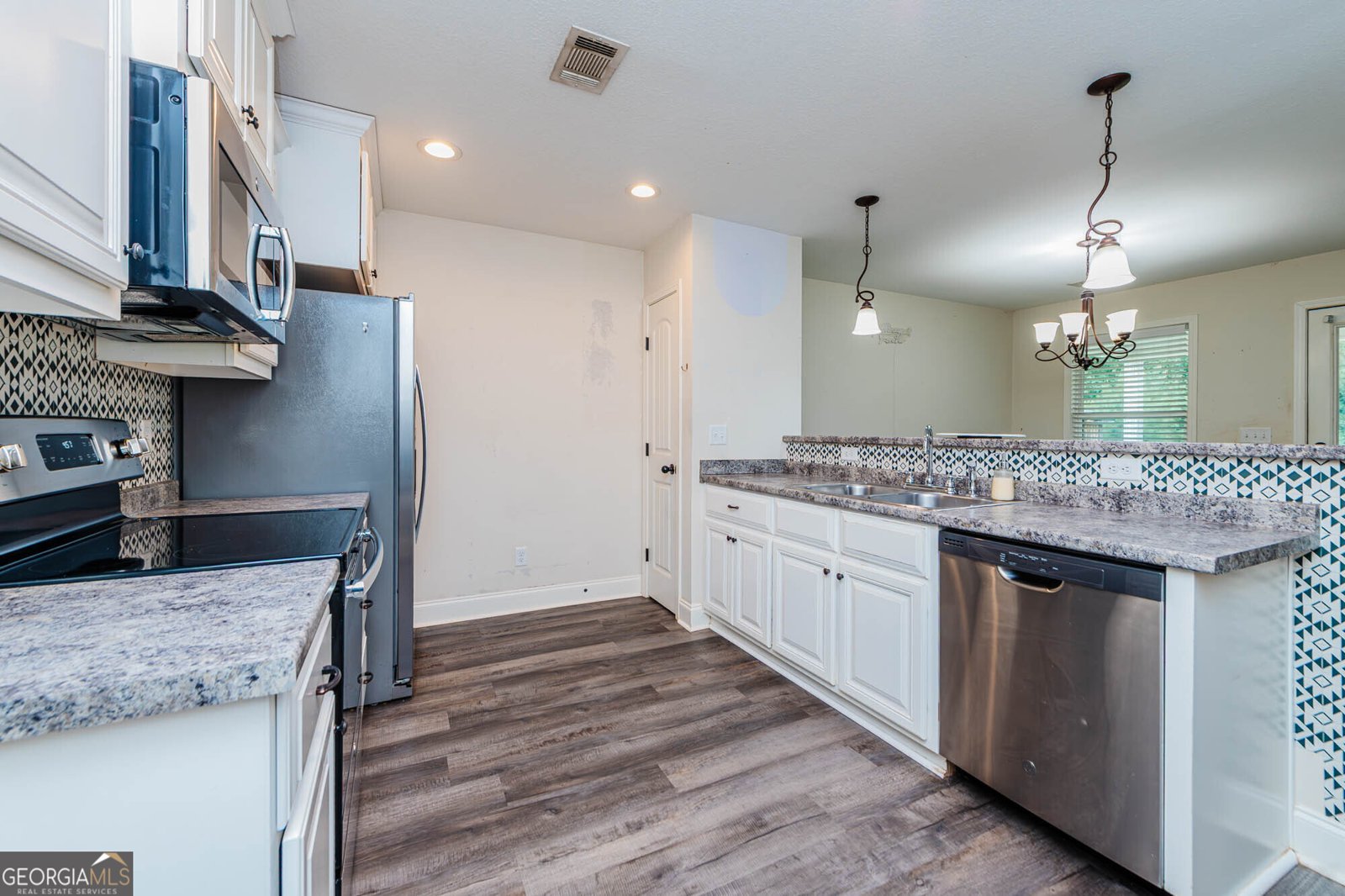 207 Washington Place Drive Perry - 18