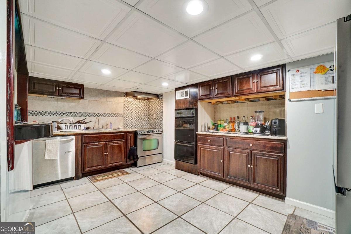 3741 100 Road Douglasville - 28