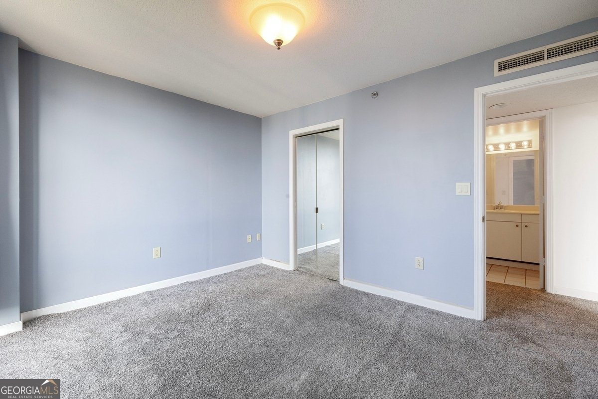 2870 Pharr Court South Atlanta - 10