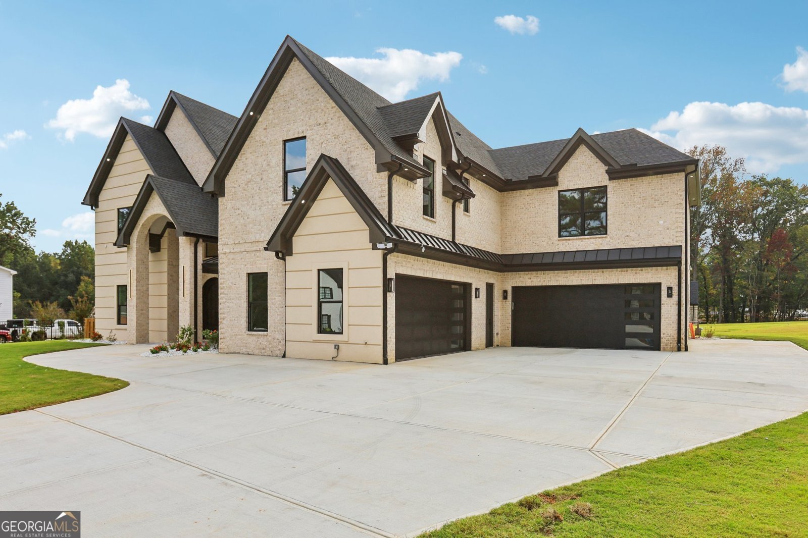 1090 Larosa Drive Lawrenceville - 56