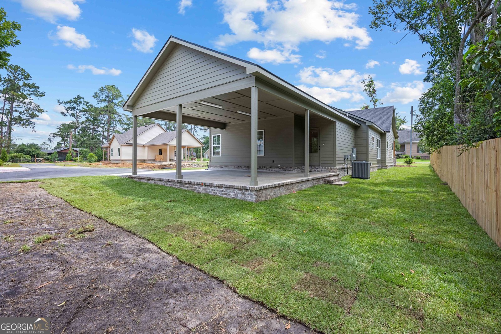 2204 Oak Street Valdosta - 7
