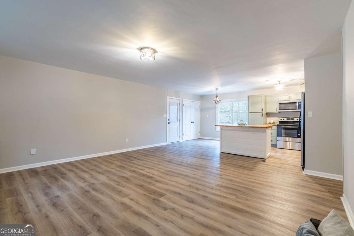 9 Woodberry Drive Silver Creek - 6