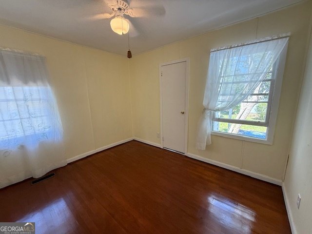 704 Lausanne Valdosta - 32
