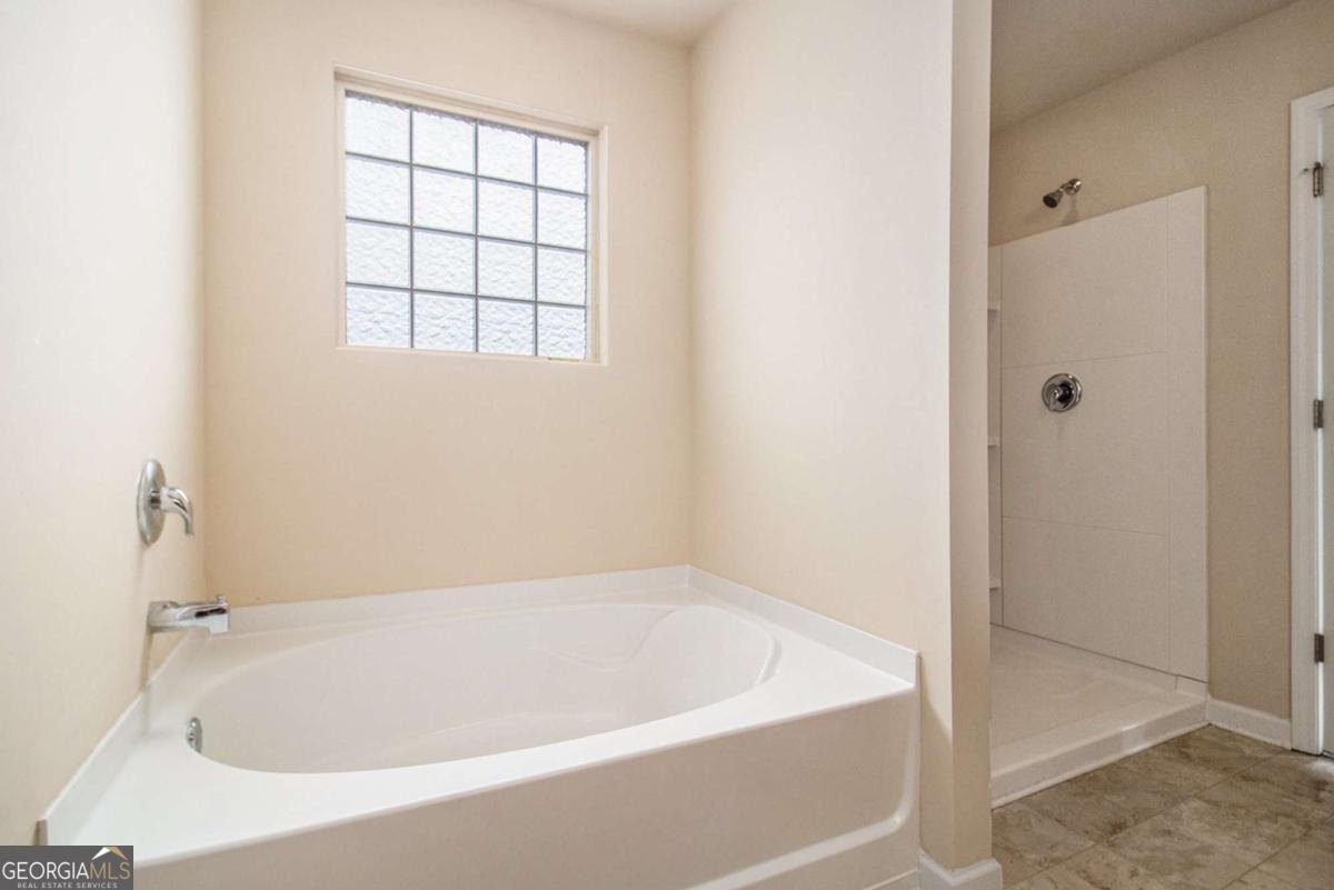 240 Shaker Hollow Drive Mcdonough - 2