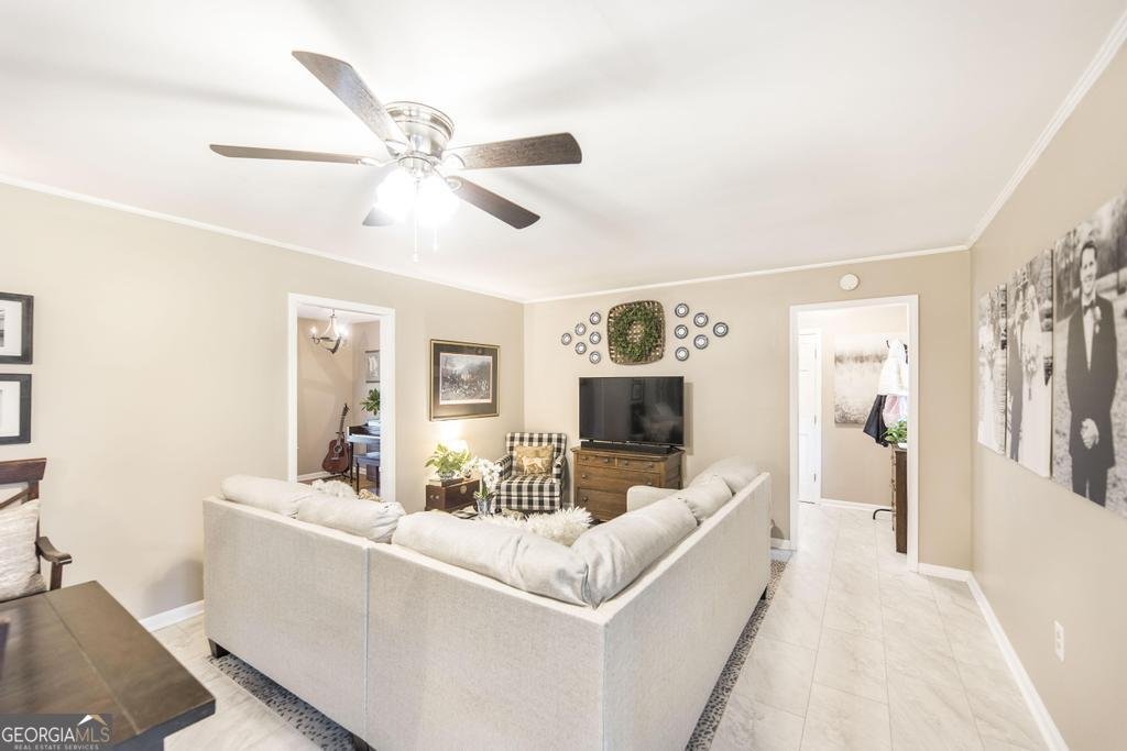 1607 Marshall Circle Perry - 18