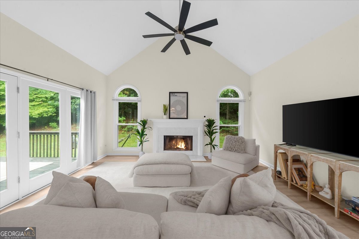567 Shadow Oaks Drive Stone Mountain - 27