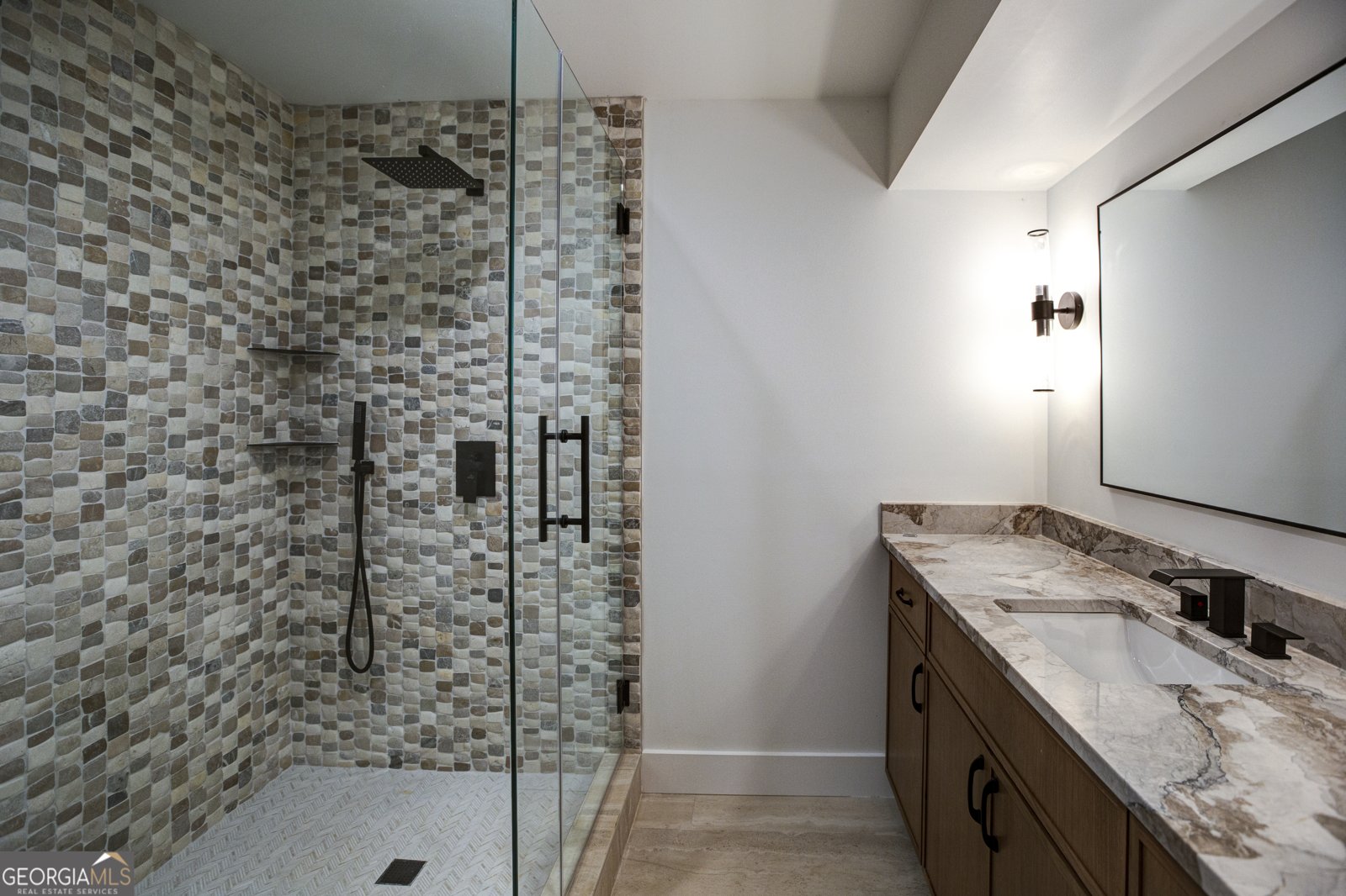 8485 Lynn Drive Gainesville - 17