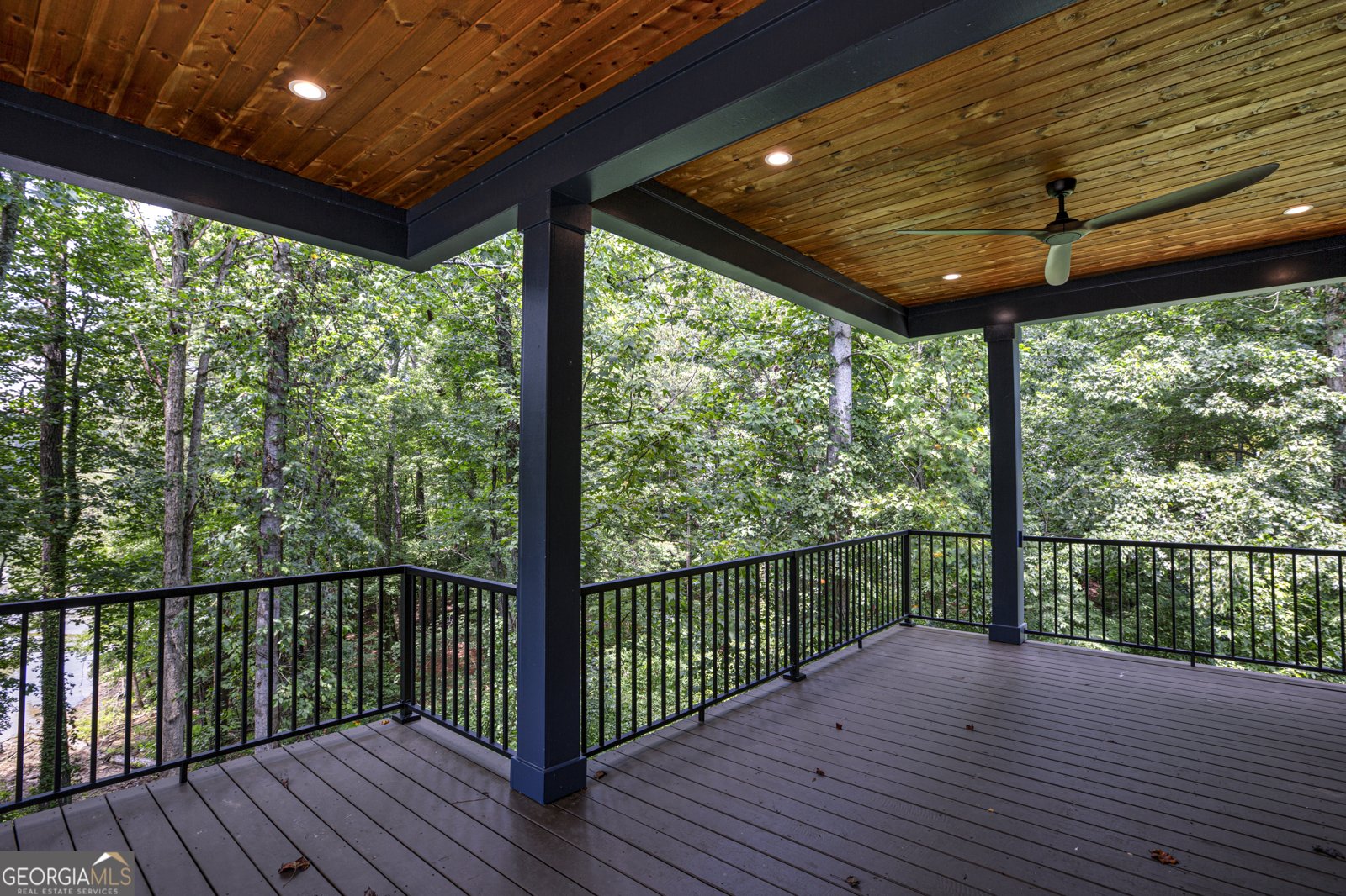 8485 Lynn Drive Gainesville - 21