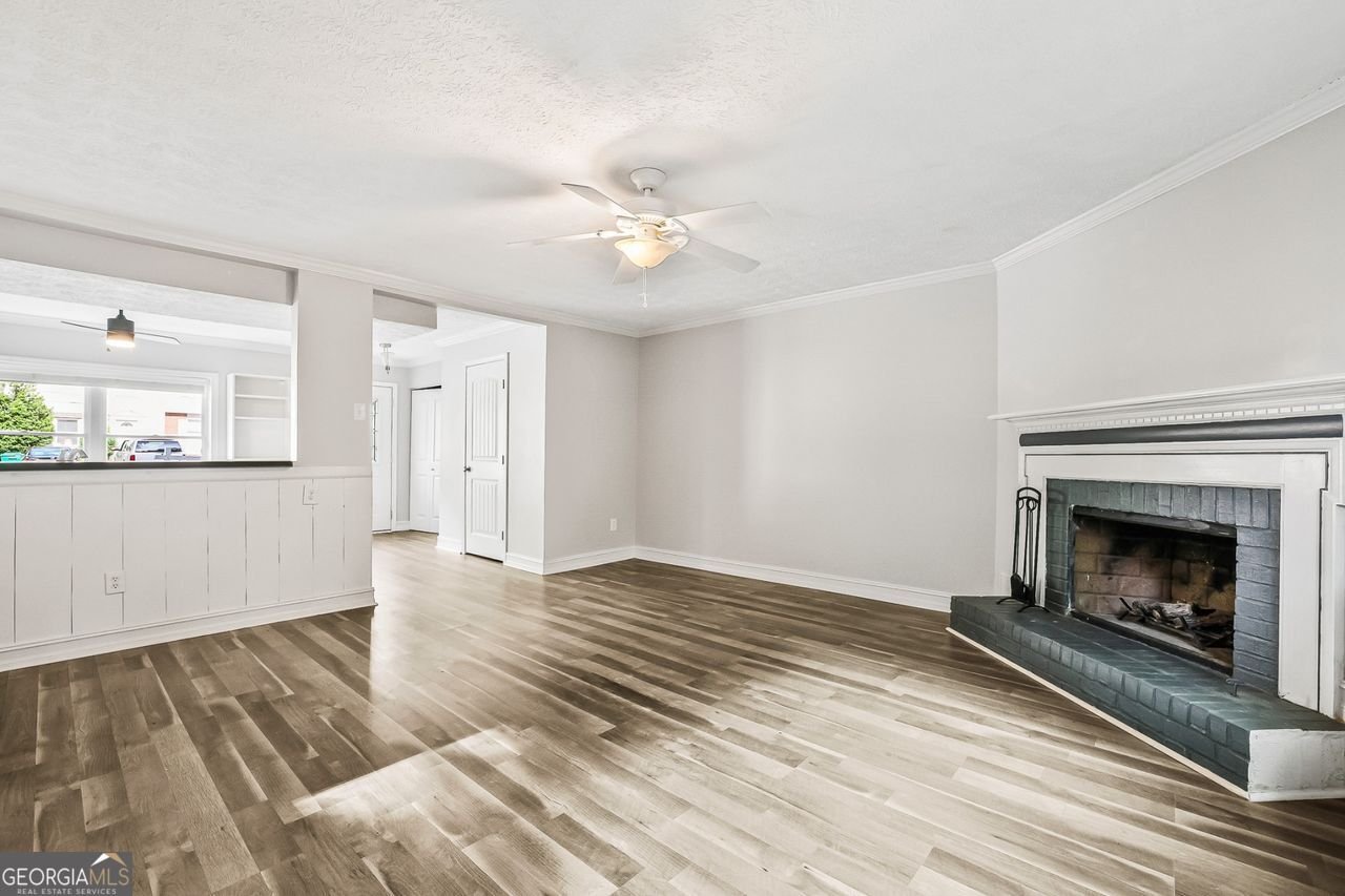 8846 LONG BEACH Circle Sandy Springs - 3
