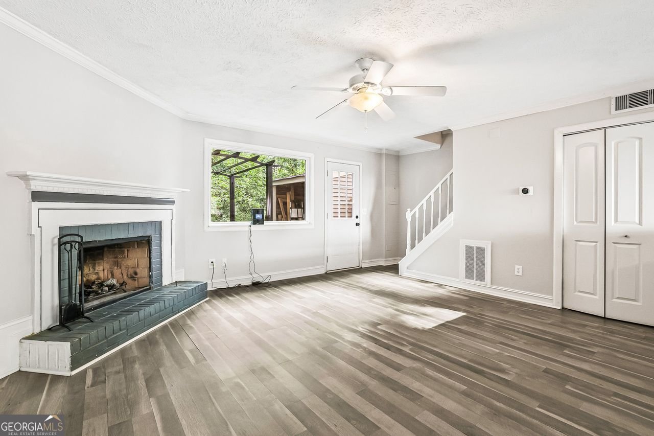 8846 LONG BEACH Circle Sandy Springs - 4