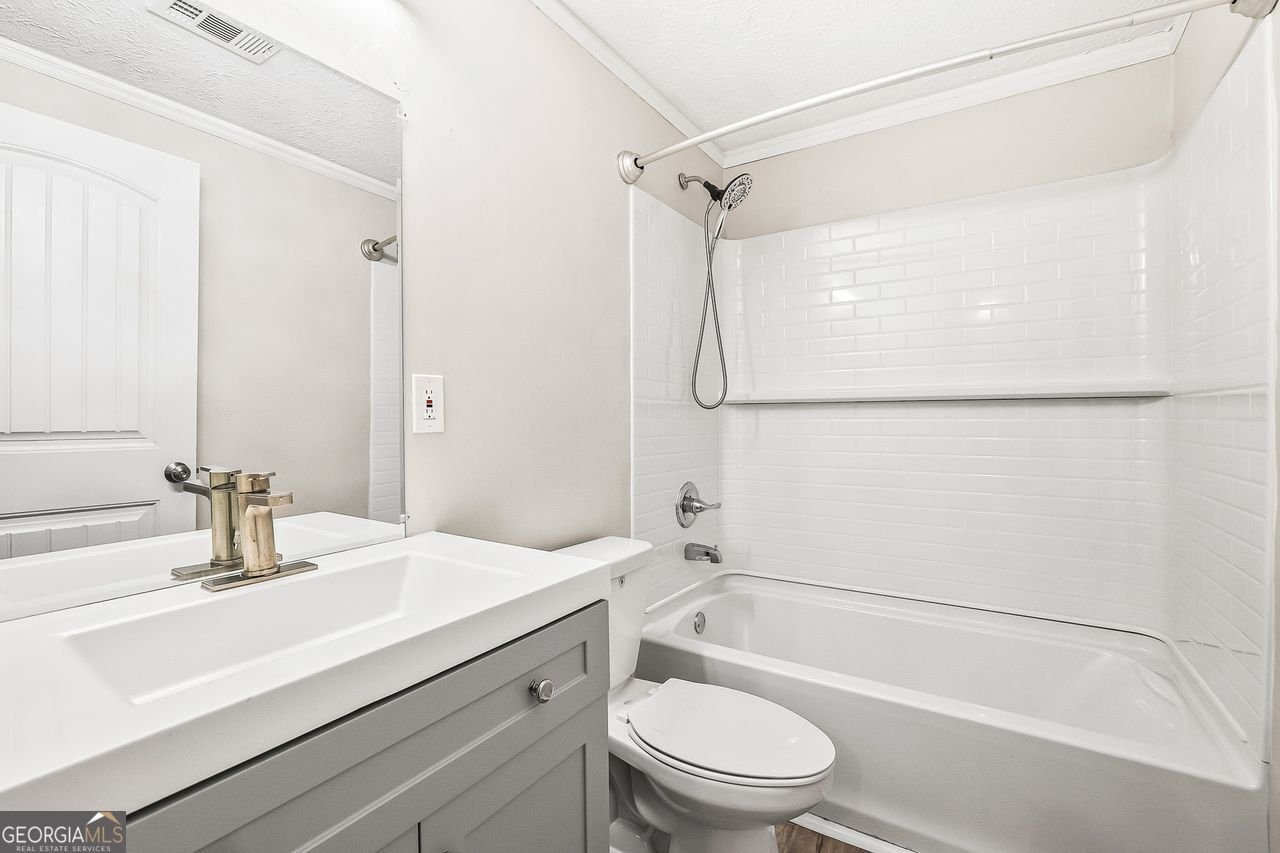 8846 LONG BEACH Circle Sandy Springs - 6