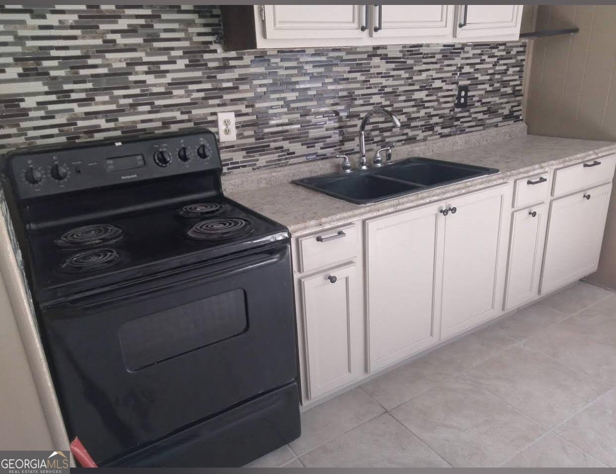 2824 Village Green Drive Macon - 3