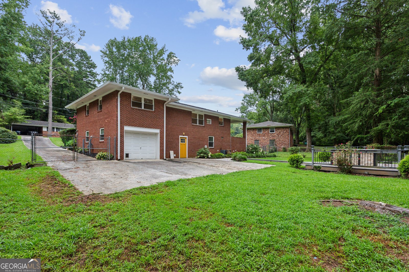 2221 Plantation Drive East Point - 21
