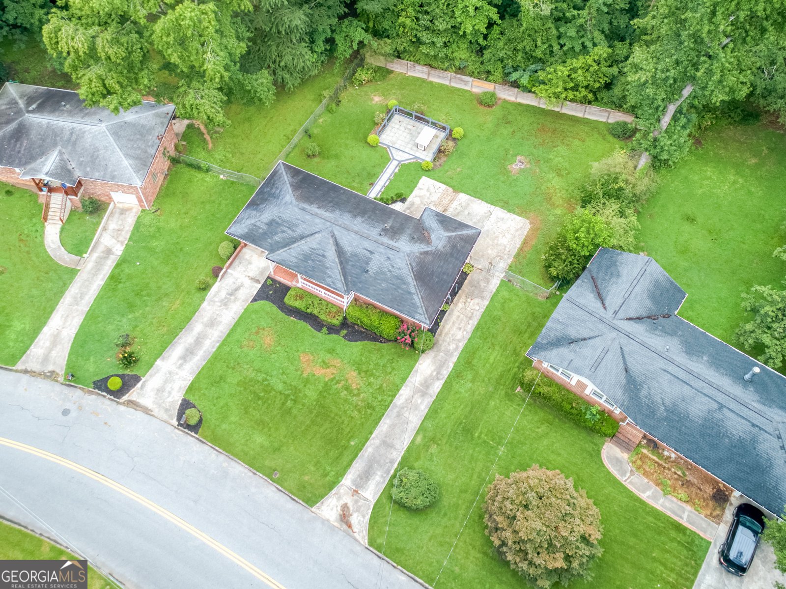 2221 Plantation Drive East Point - 29