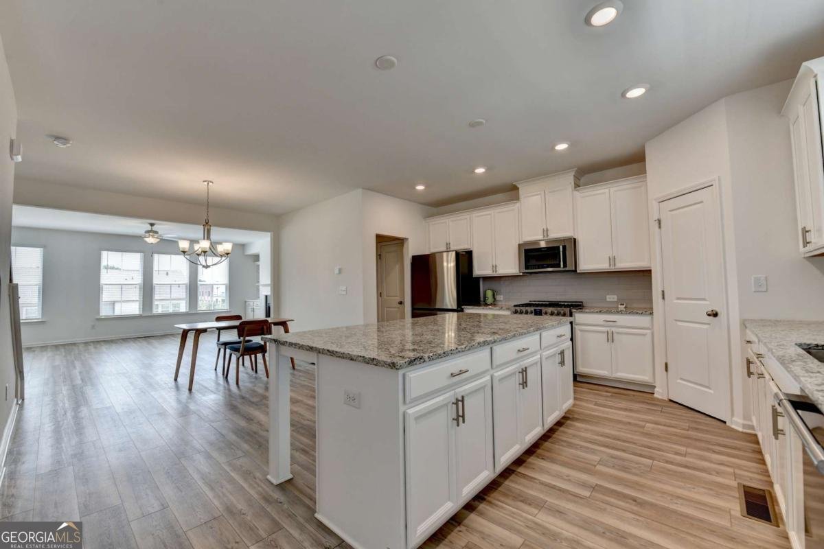 487 Danville Avenue Suwanee - 19