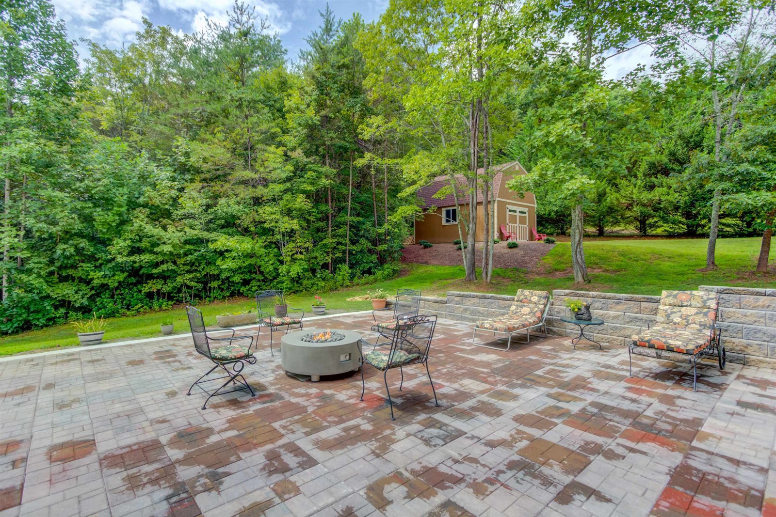 32 Bern Vista Sautee Nacoochee - 17