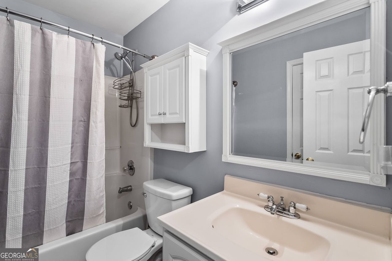 3230 IVY LAKE Buford - 60