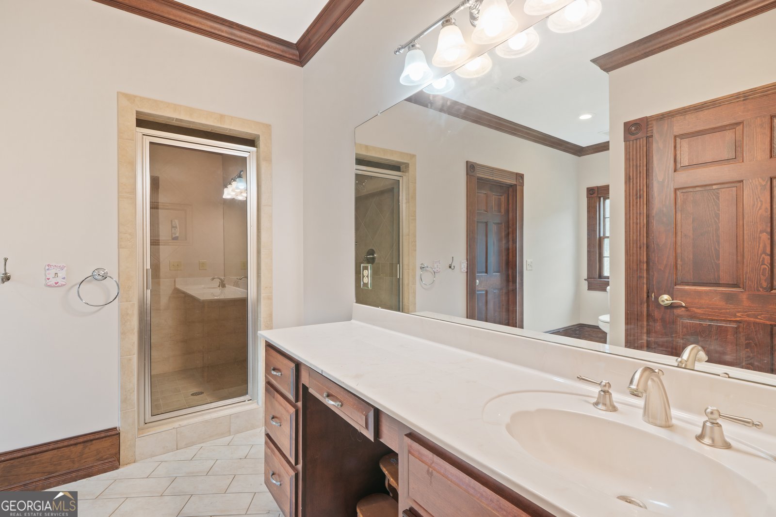 6020 Rivoli Drive Macon - 40