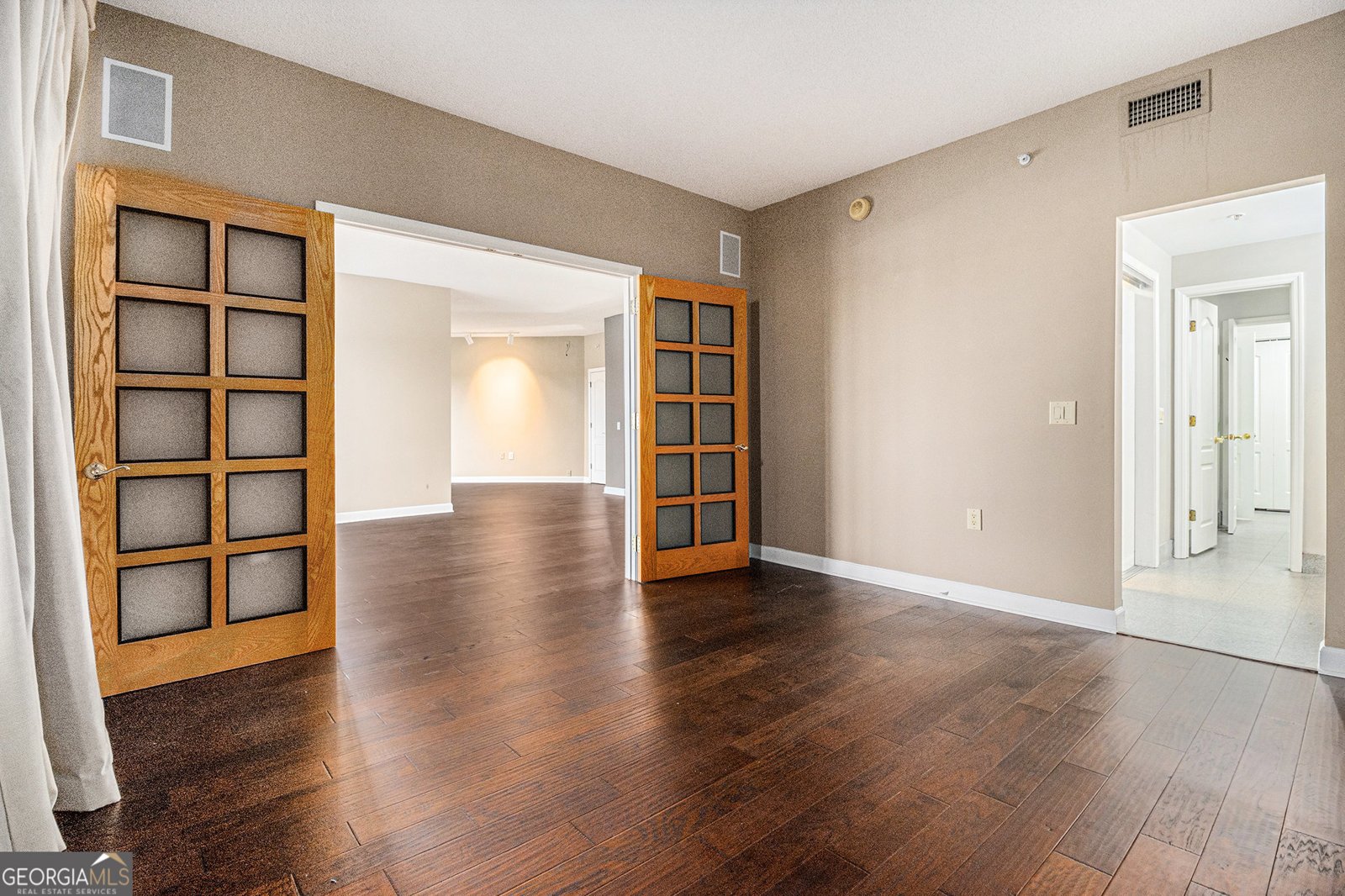 3475 Oak Valley Road Atlanta - 27