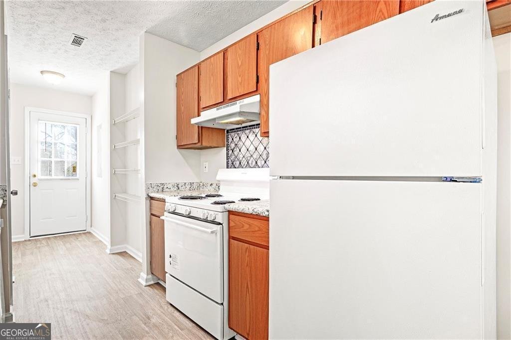 9211 Fairway Court Riverdale - 9