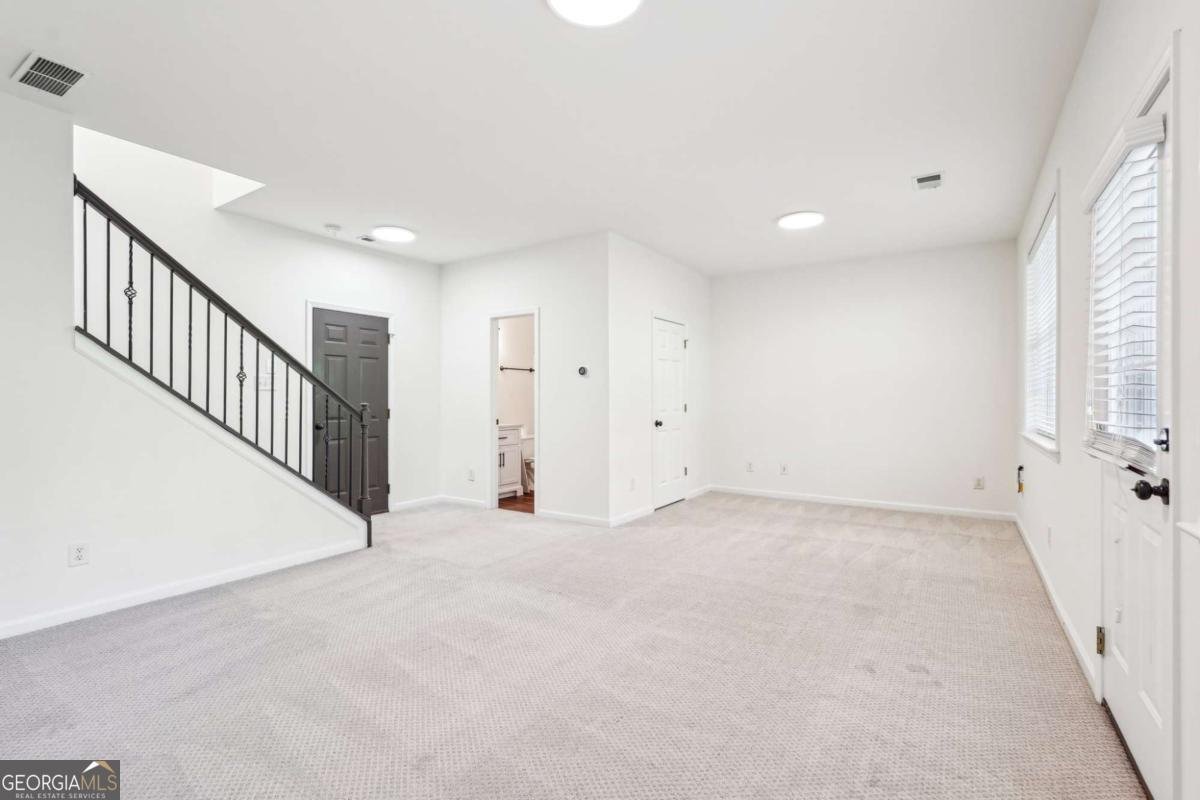 3505 Chattahoochee Summit Lane Atlanta - 24