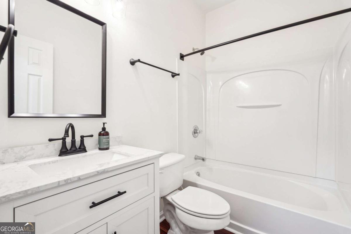 3505 Chattahoochee Summit Lane Atlanta - 27