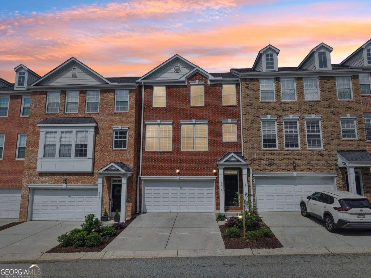 3505 Chattahoochee Summit Lane Atlanta - 55