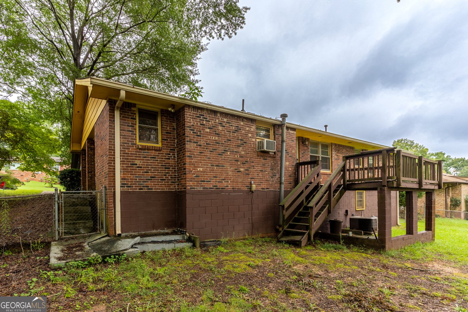 6485 Carolyn Court Rex - 20