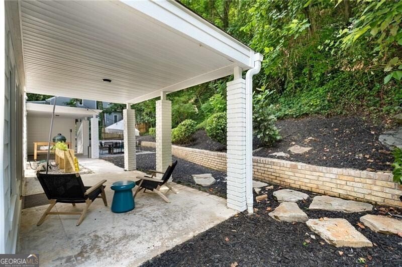 1183 Warrenhall Lane Brookhaven - 42