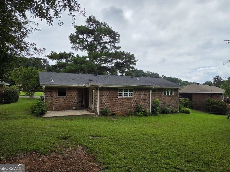 615 Peachtree Dr. Thomaston - 22