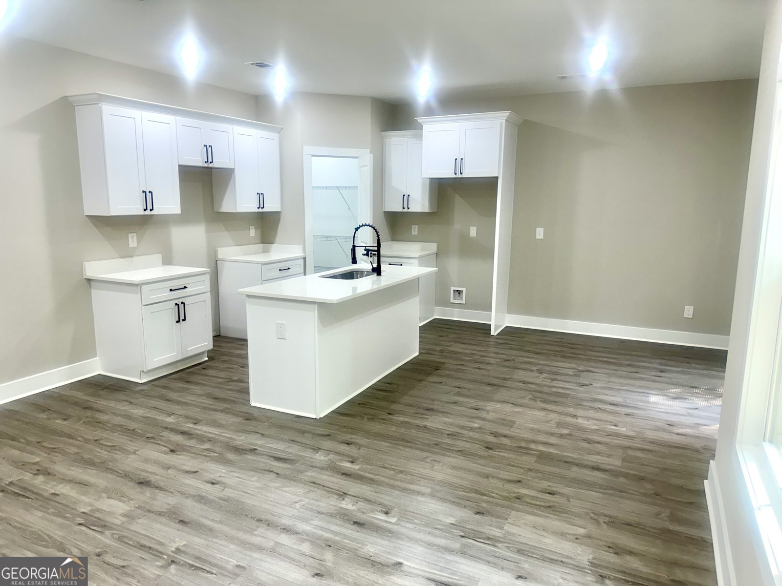 731 Scales Street Griffin - 9