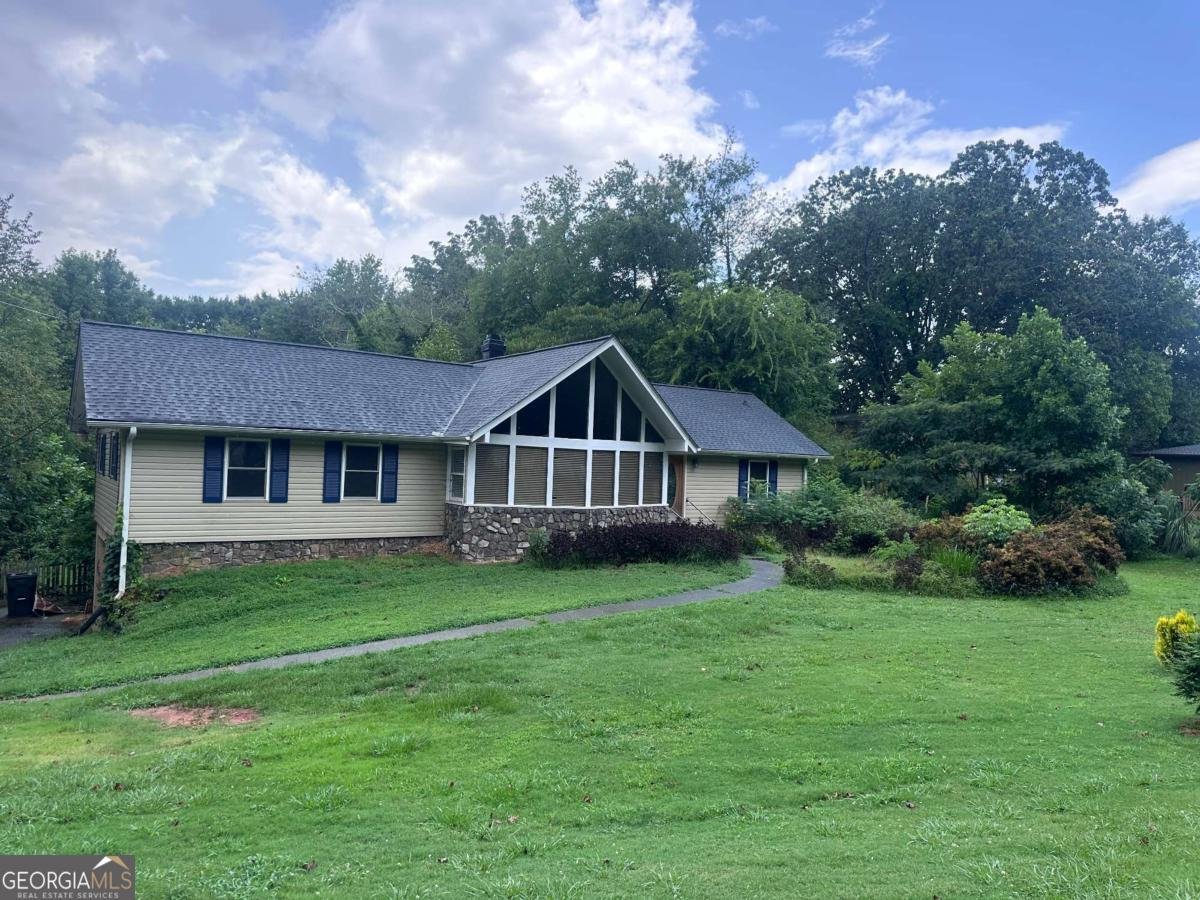 6306 Putnam Ford Drive Woodstock - 1