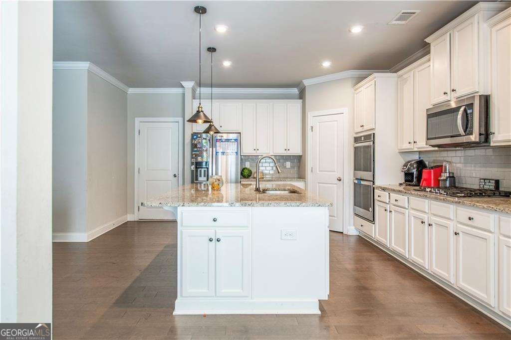 3540 Lindsy Brook Douglasville - 24