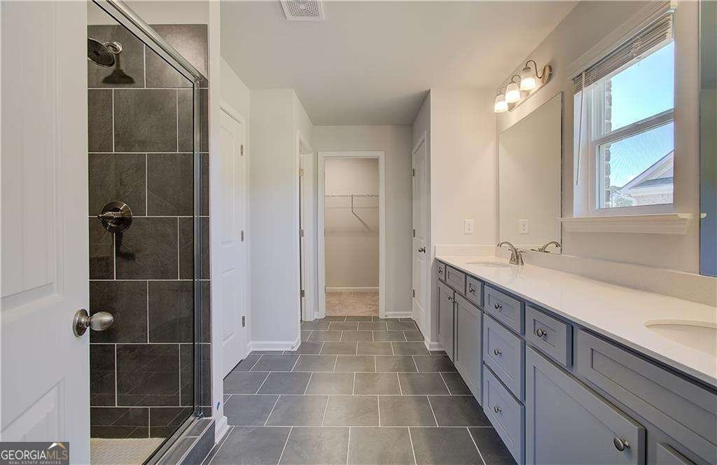 136 Dalston Cove Stockbridge - 25