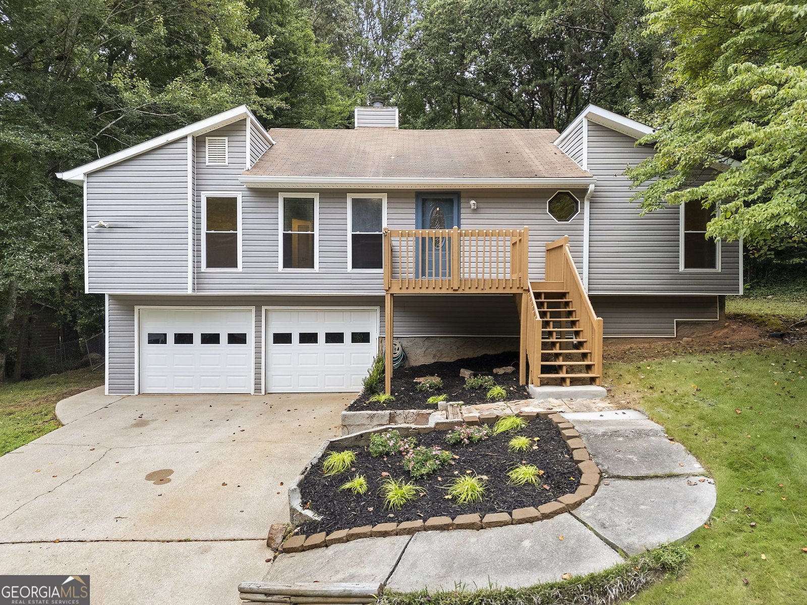 5826 Stonehaven Drive Kennesaw - 1