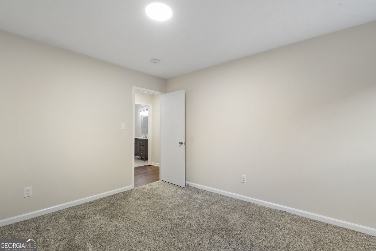 5826 Stonehaven Drive Kennesaw - 29