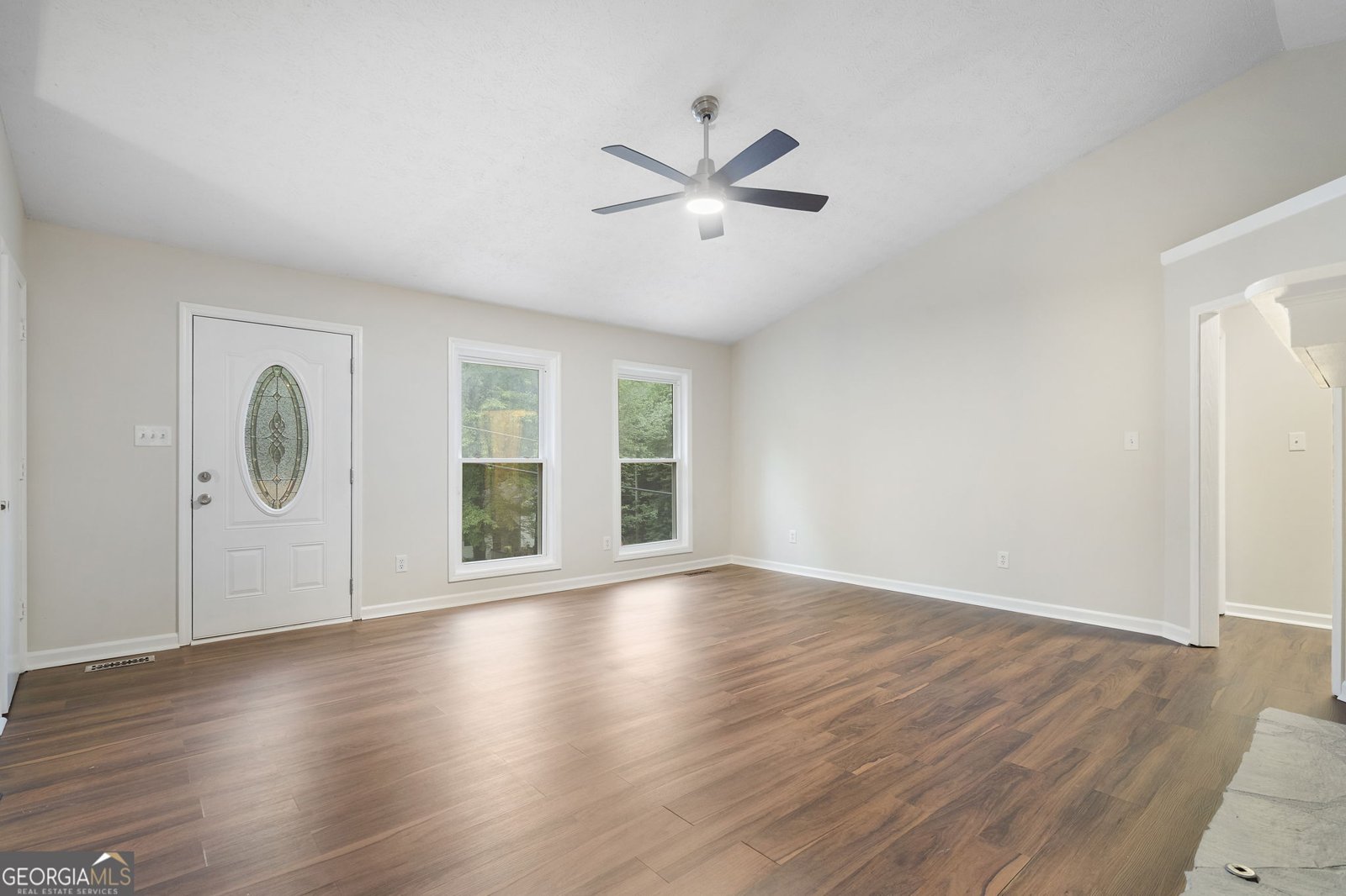 5826 Stonehaven Drive Kennesaw - 5