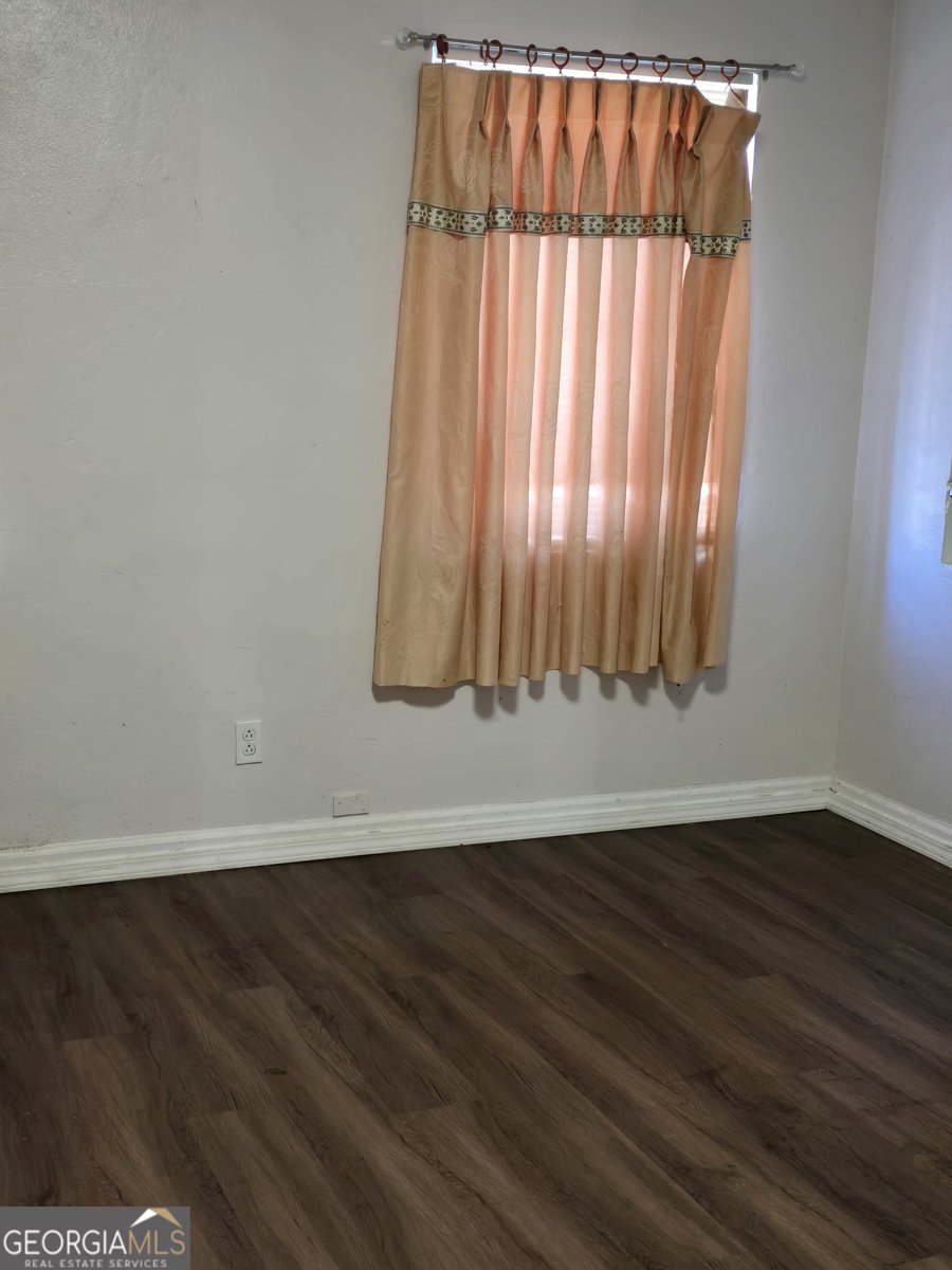 953 South Avenue Forest Park - 5