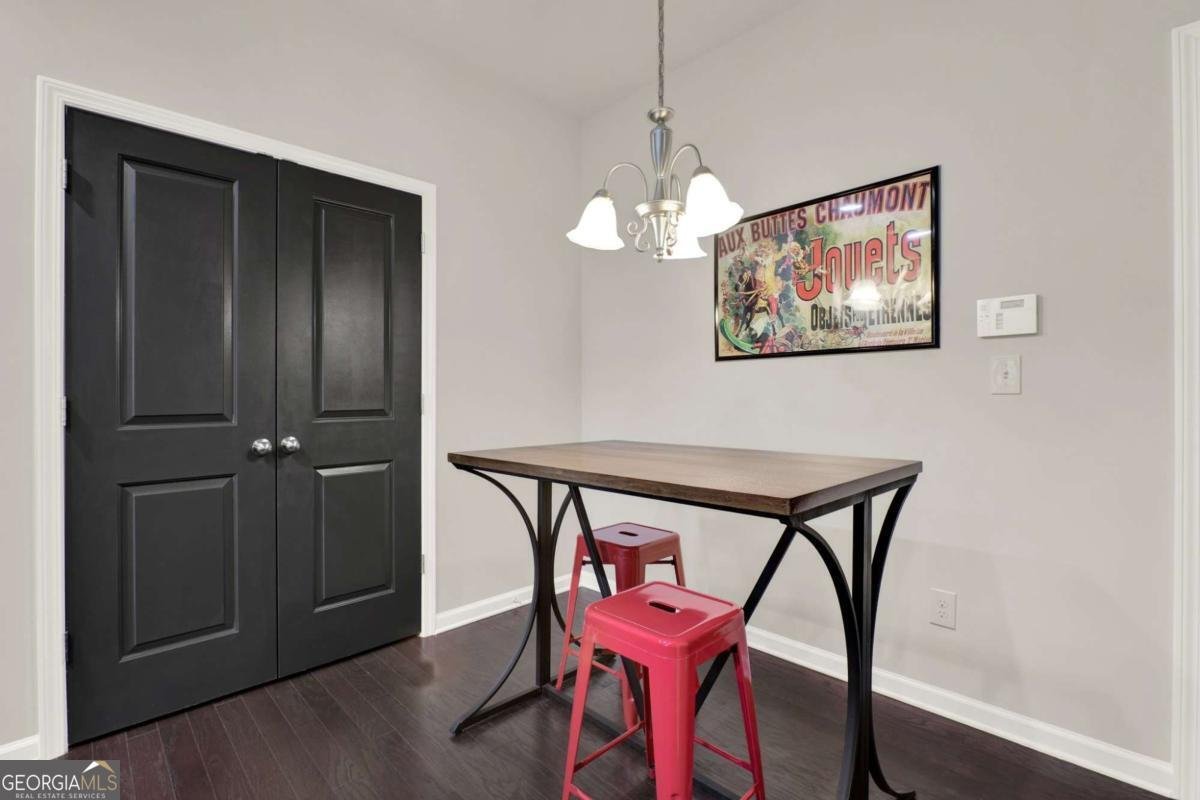 5050 Breezewood Circle Alpharetta - 19