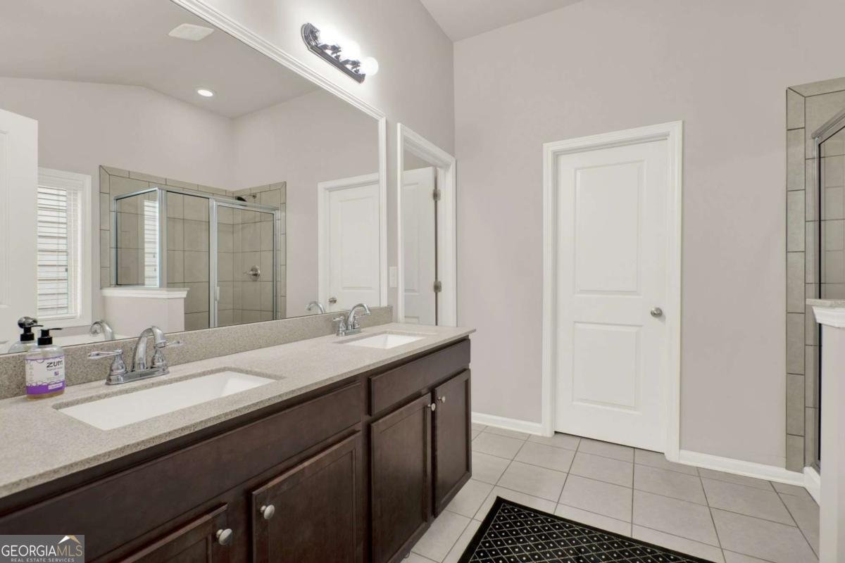 5050 Breezewood Circle Alpharetta - 24