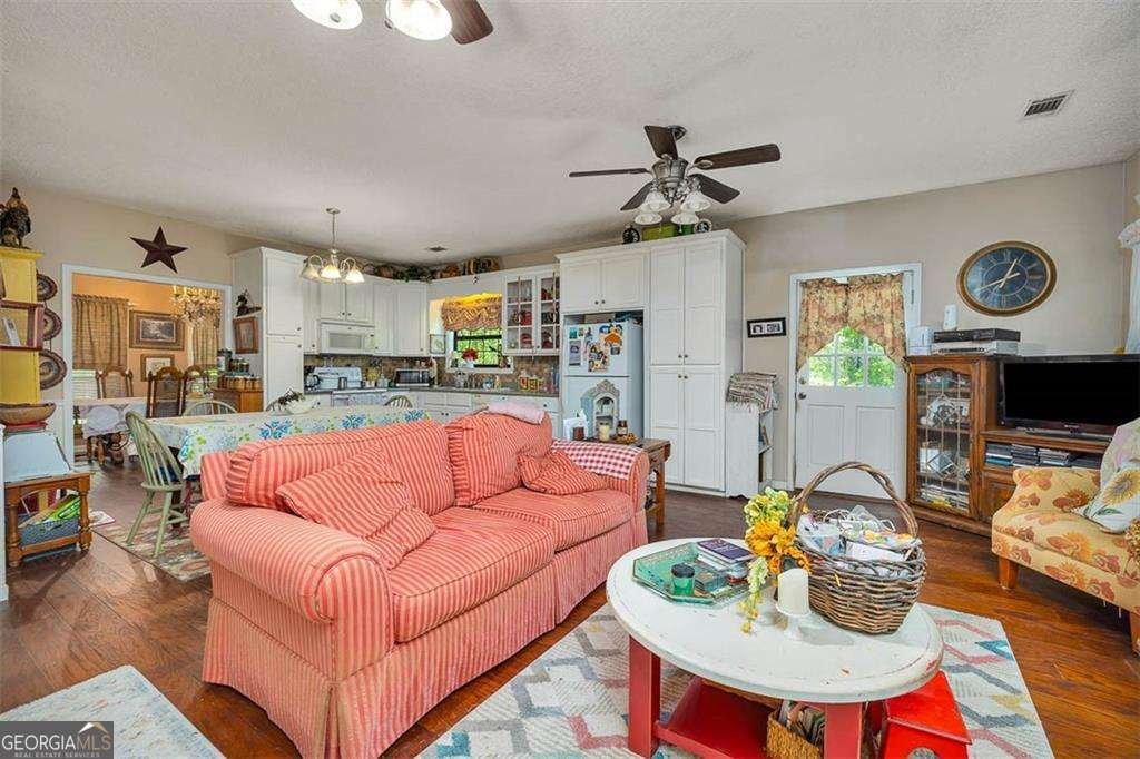 88 Minnesota Road Screven - 17