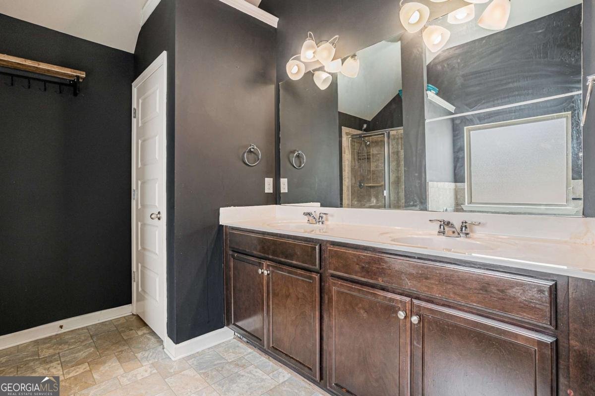 6870 Diamond Drive Rex - 10