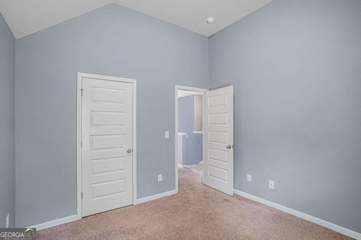 6870 Diamond Drive Rex - 16