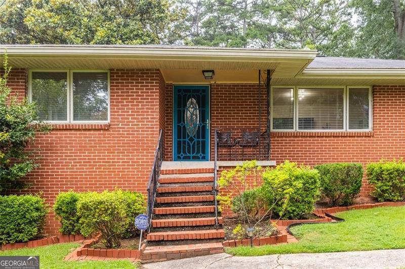 2171 EDGEMORE Drive Atlanta - 1
